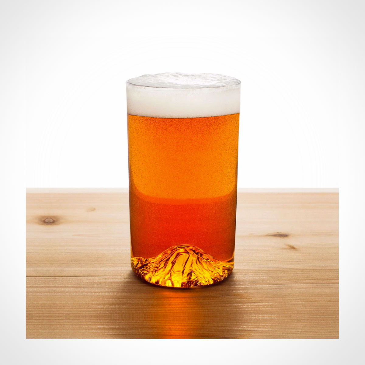 https://trulyheroic.com/wp-content/uploads/2020/06/th_product_img_home_north-drinkware_mountain_pint.jpg